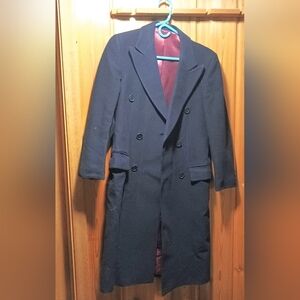 Navy Blue Double-Breasted Pea Coat with Peaked Lapels